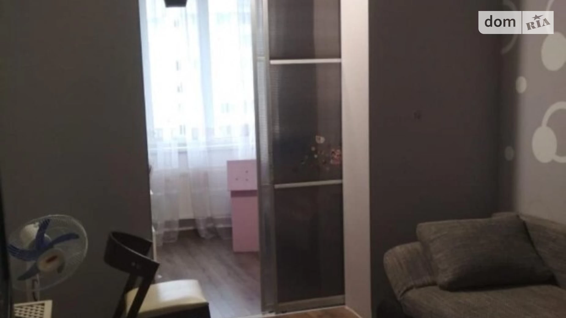 Продается 1-комнатная квартира 46 кв. м в Одессе, ул. Люстдорфская дорога, 55