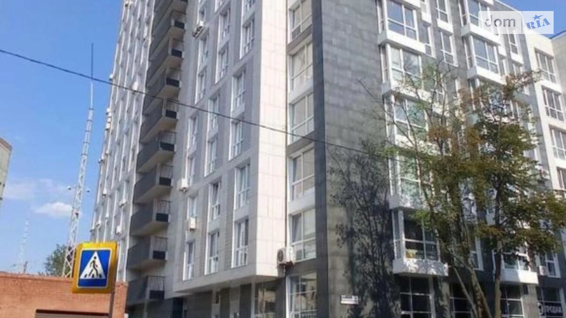 Продается 1-комнатная квартира 58 кв. м в Киеве, ул. Лейпцигская, 13А