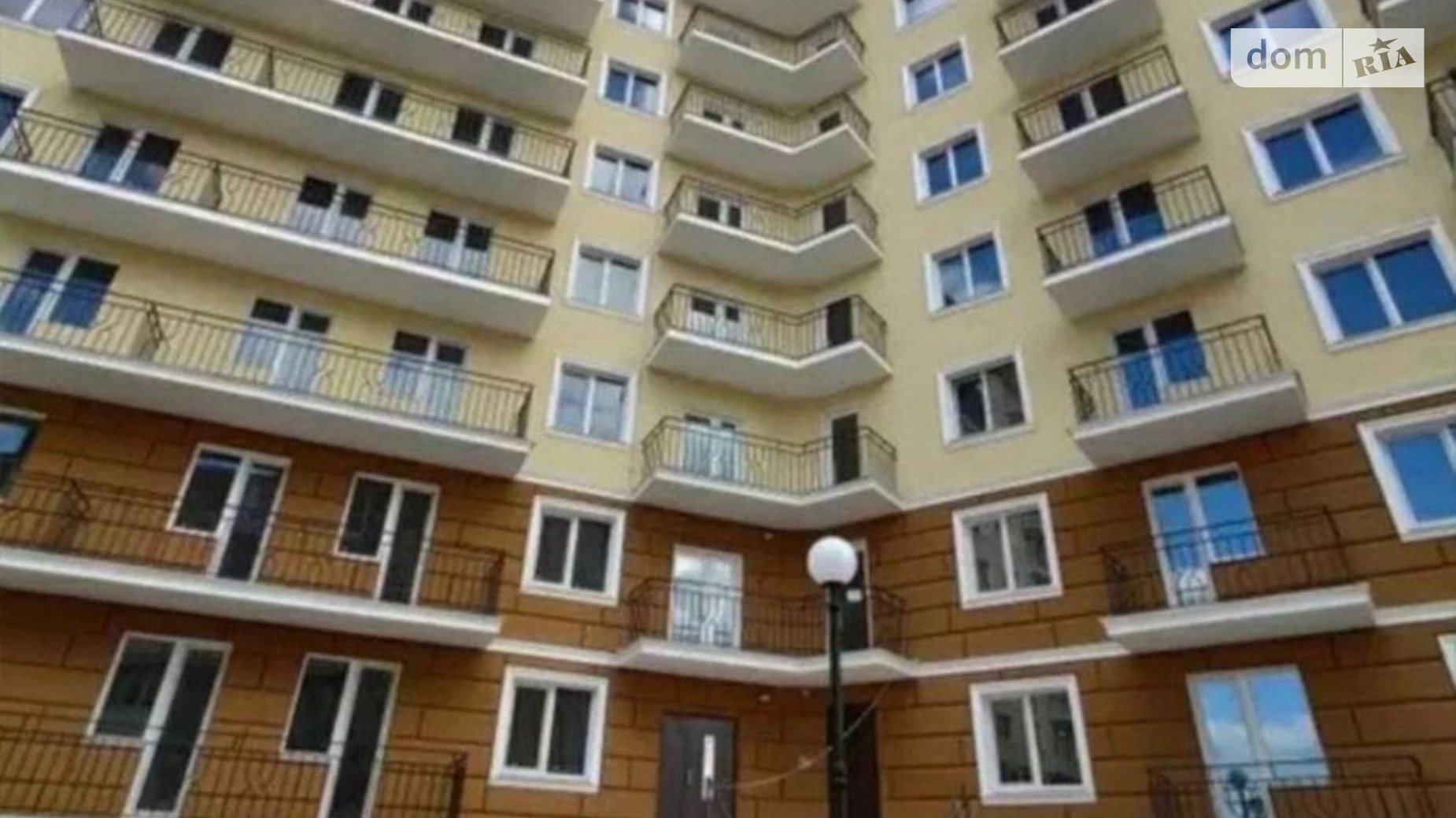 Продается 1-комнатная квартира 45 кв. м в Одессе, ул. Люстдорфская дорога, 100Б