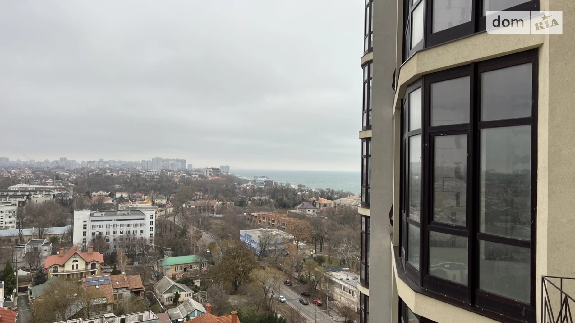 Продается 1-комнатная квартира 41 кв. м в Одессе, Фонтанская дор. - фото 3