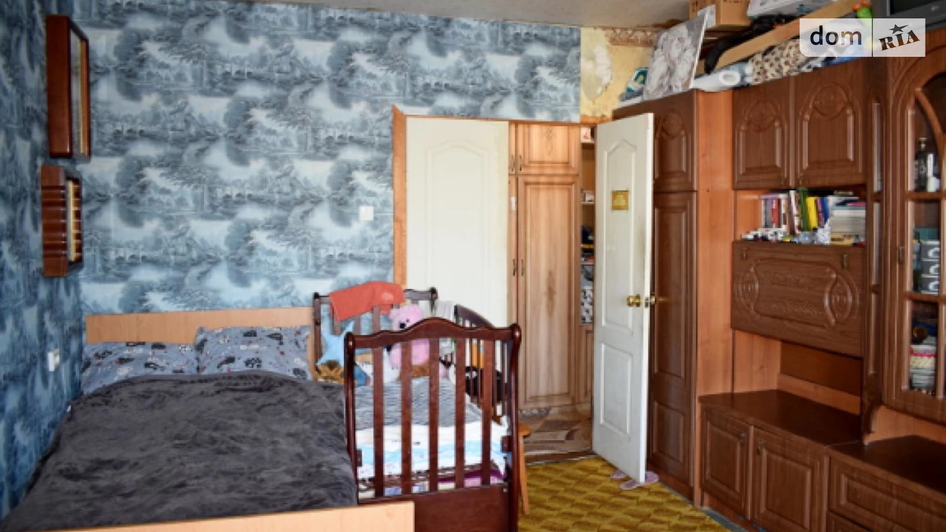 Продается 3-комнатная квартира 63 кв. м в Днепре, ул. Степана Рудницкого(Шолохова)