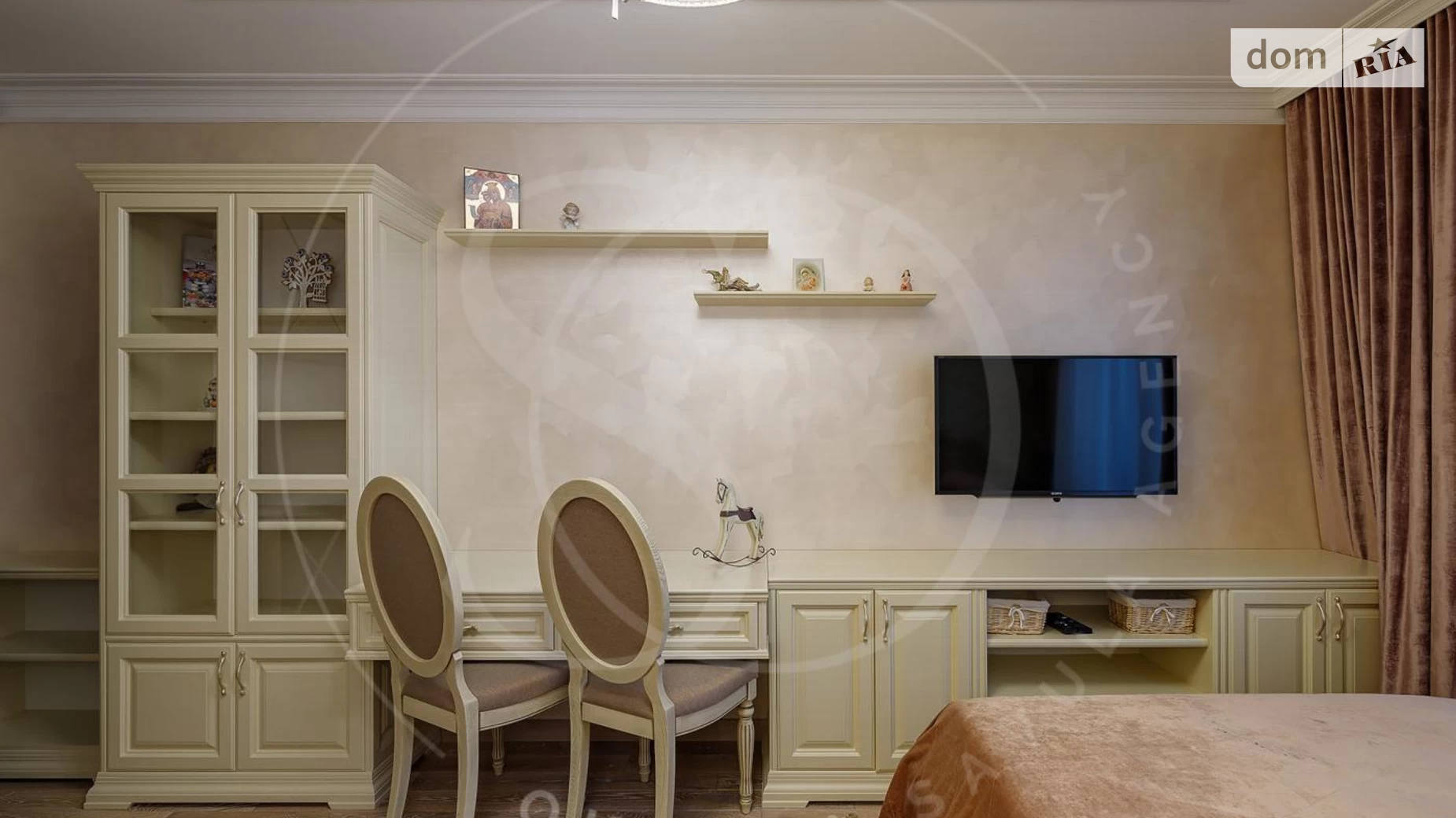 Продается 3-комнатная квартира 108 кв. м в Львове, ул. Тернопольская