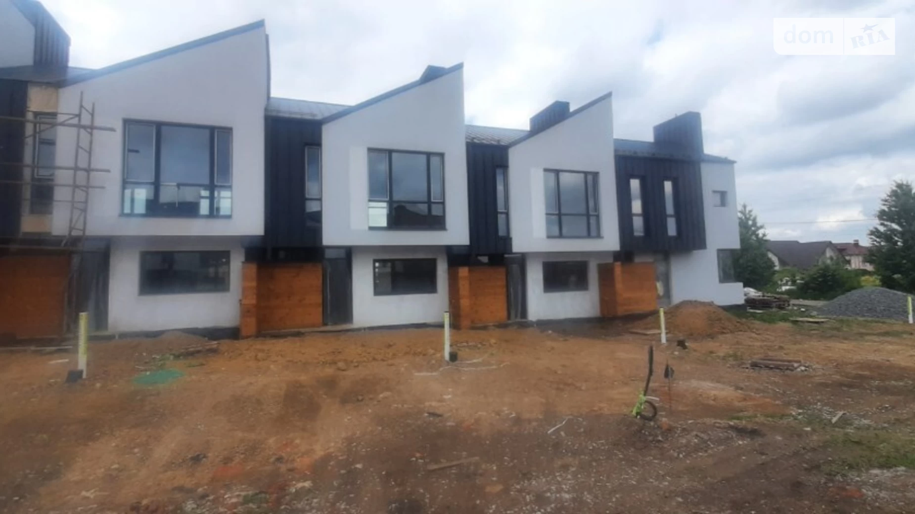 Продается дом на 3 этажа 126 кв. м с гаражом, цена: 93240 $ - фото 3