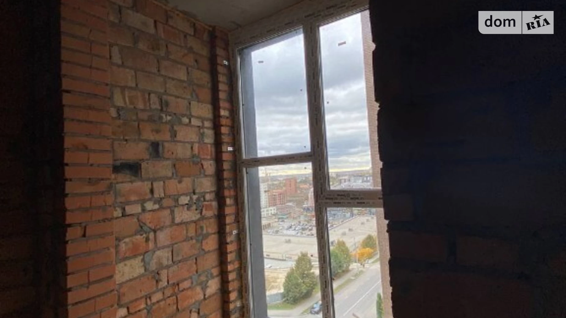 Продается 1-комнатная квартира 40 кв. м в, цена: 24500 $ - фото 2