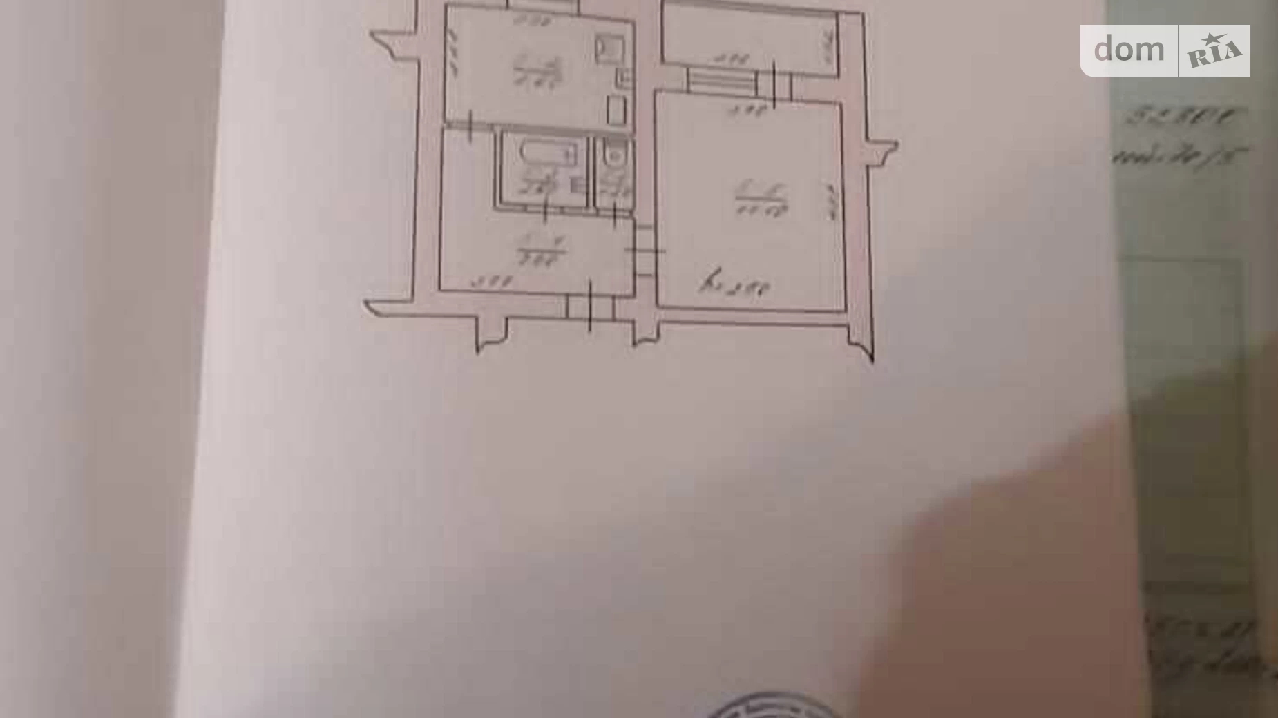 Продається 1-кімнатна квартира 42 кв. м у Чернівцях, пров. Фестивальний, 7А - фото 2