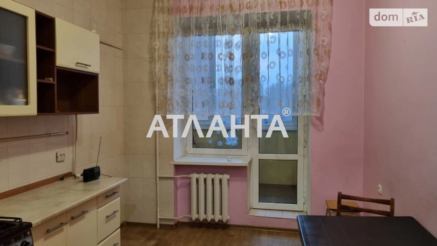 Продается 1-комнатная квартира 41 кв. м в Одессе, ул. Тополевая