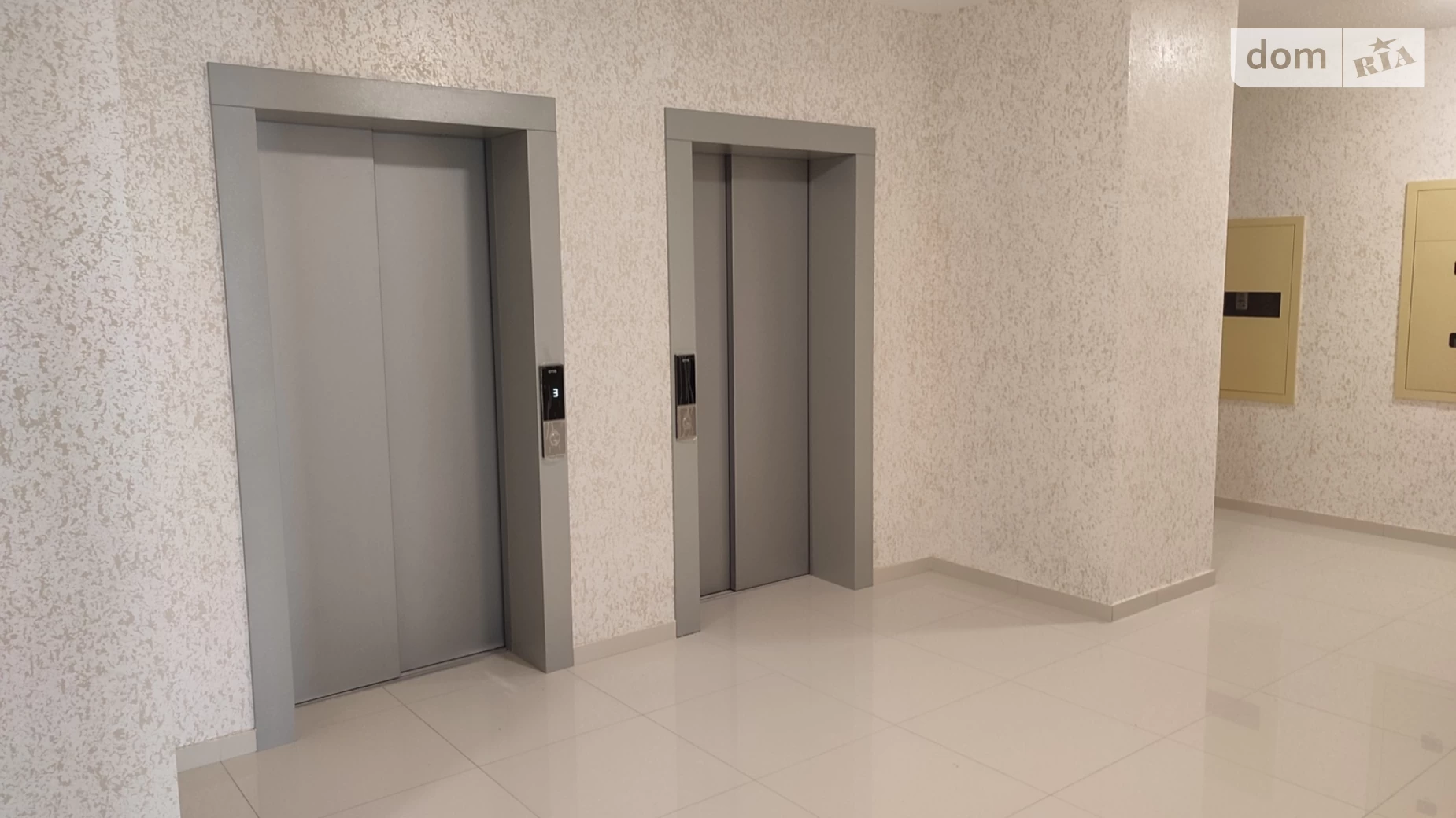 Продается 2-комнатная квартира 71 кв. м в Ирпене, ул. Университетская(Карла Маркса), 3/8 - фото 3
