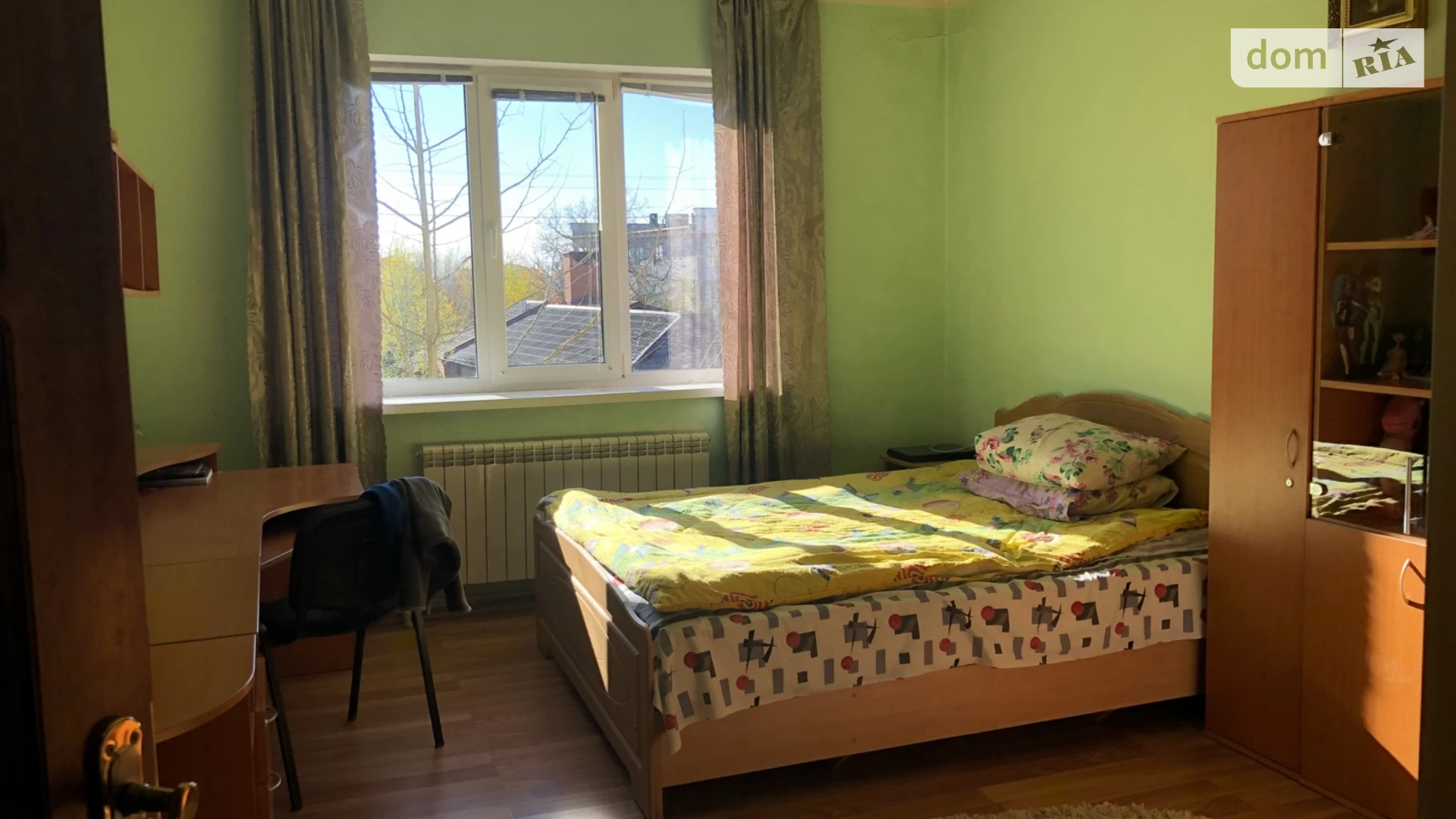 Продается дом на 2 этажа 245 кв. м с камином, ул. Таможенная, 111