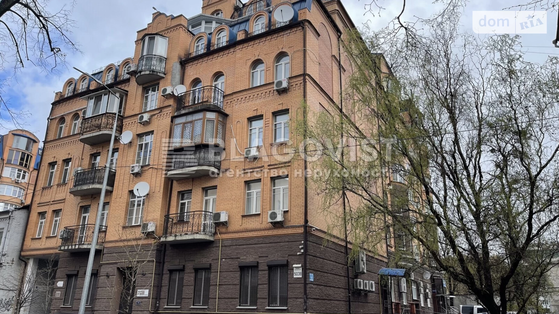 Продается 2-комнатная квартира 58 кв. м в Киеве, ул. Волошская, 50/38 - фото 2