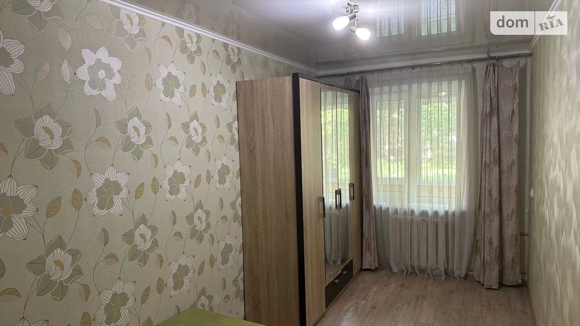 Продается 3-комнатная квартира 64 кв. м в Днепре, ул. Алана Шепарда(Суворова)