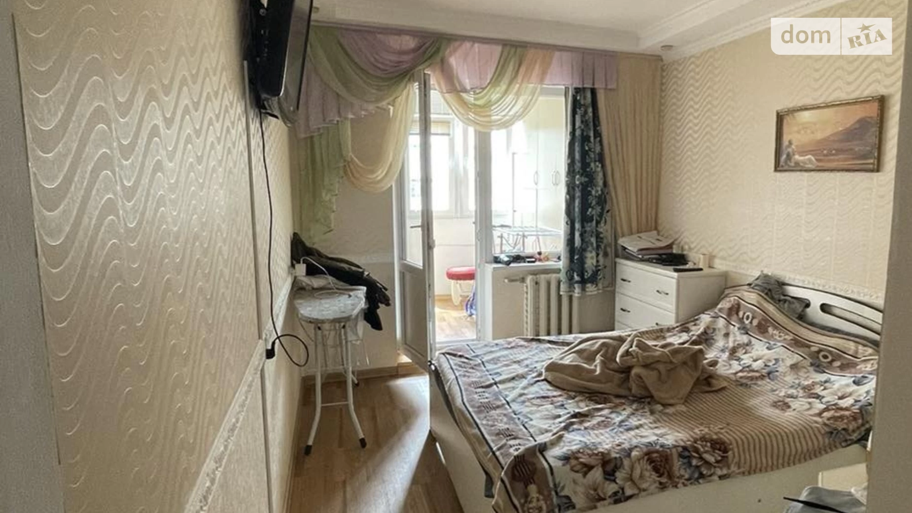 Продается 3-комнатная квартира 64 кв. м в Николаеве, ул. Лазурная