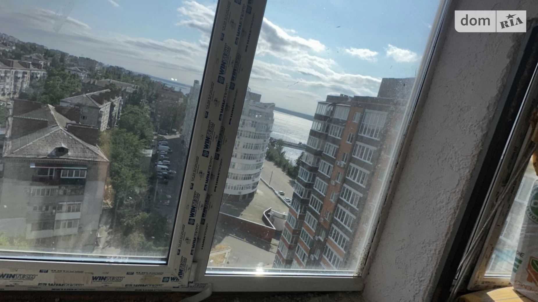 Продается 2-комнатная квартира 83 кв. м в Николаеве, ул. Мостостроителей, 18