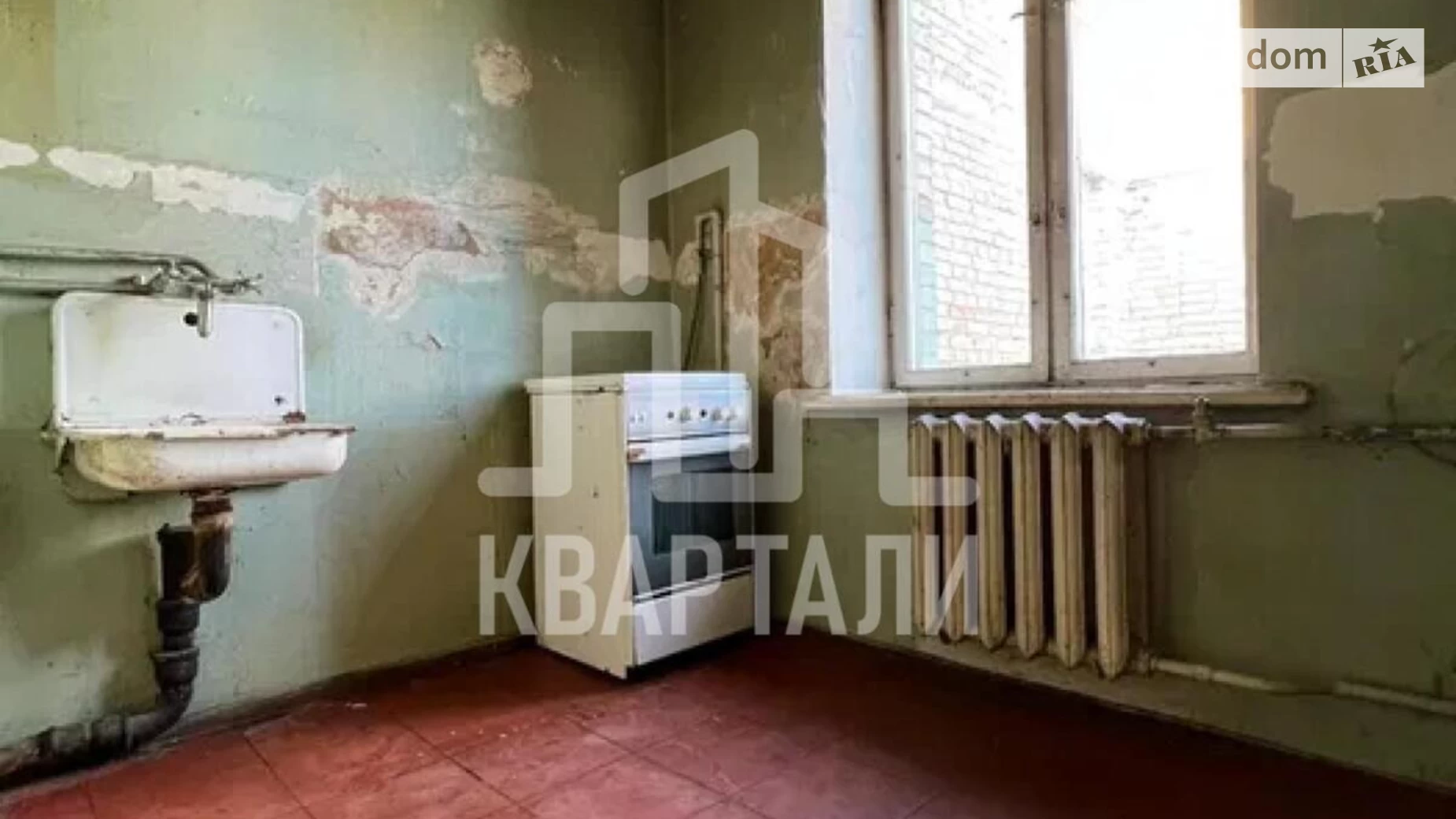 Продается 3-комнатная квартира 59 кв. м в Киеве, просп. Соборности, 7