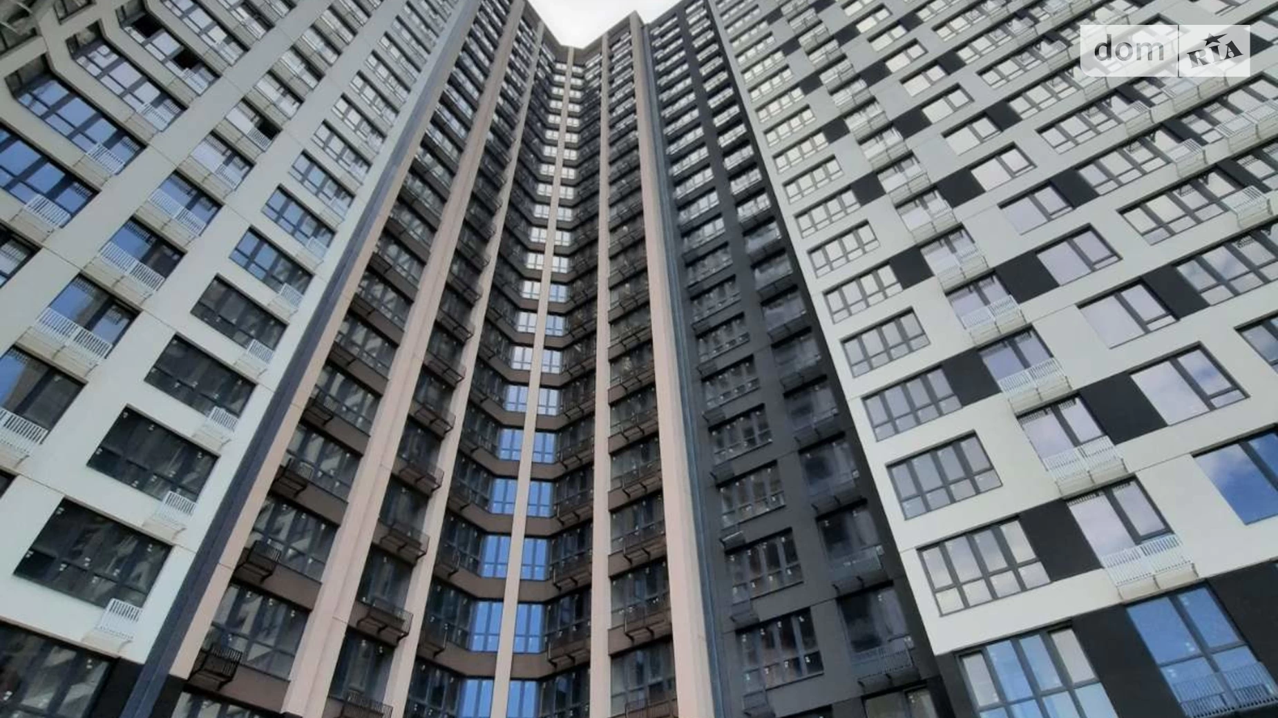 Продается 2-комнатная квартира 85 кв. м в Одессе, ул. Ивана Франко