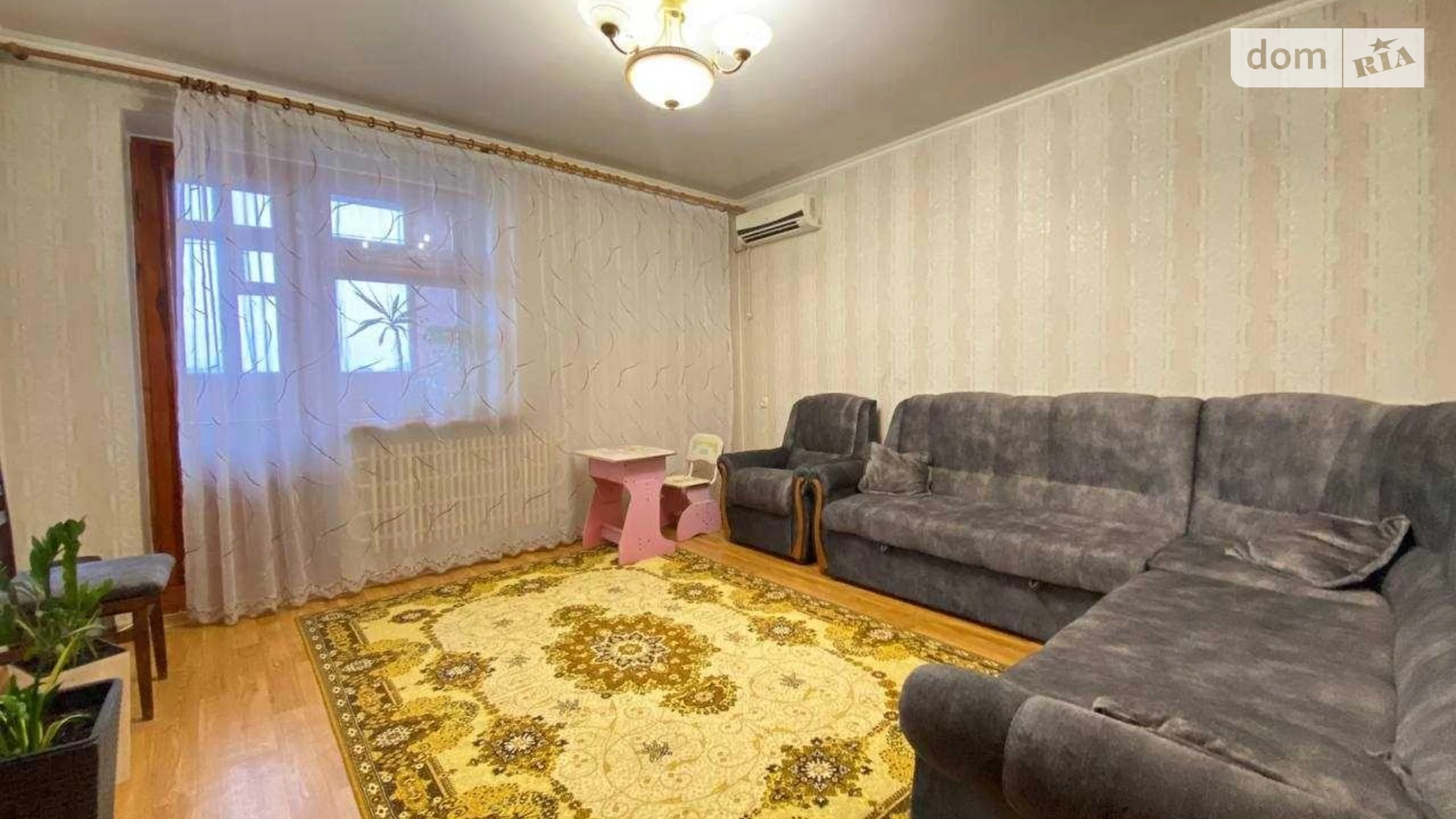 Продается 3-комнатная квартира 65 кв. м в Харькове, пер. Титаренковский, 1