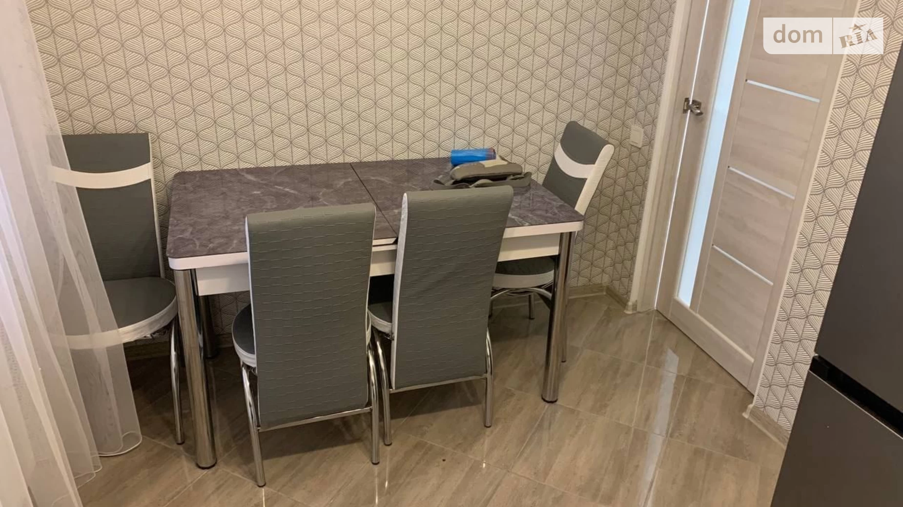 Продается 2-комнатная квартира 65 кв. м в Одессе, ул. Строительная, 50Ґ - фото 2