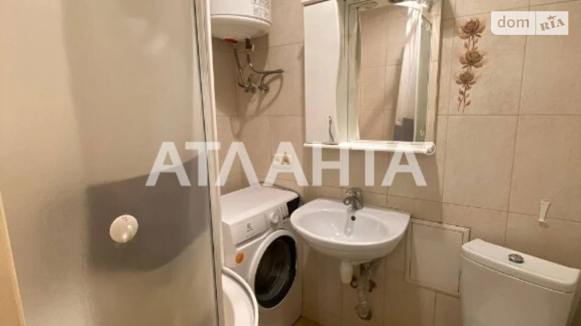 Продается 1-комнатная квартира 28 кв. м в Одессе, ул. Краснова