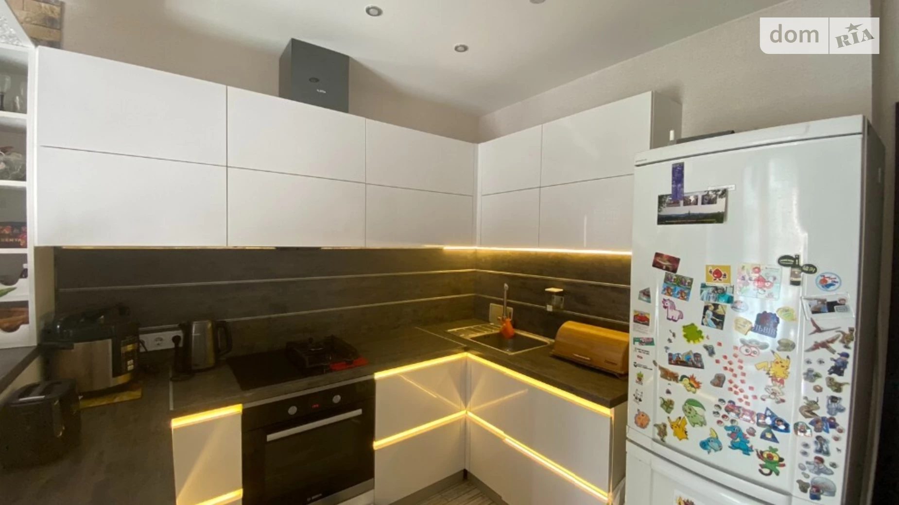 Продается 2-комнатная квартира 62 кв. м в Одессе, ул. Марсельская, 40 - фото 2