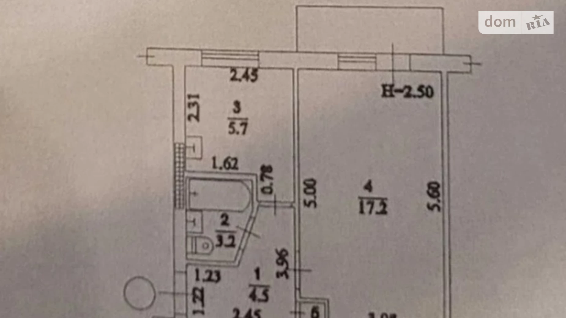 Продается 1-комнатная квартира 32 кв. м в Одессе, просп. Добровольского, 105