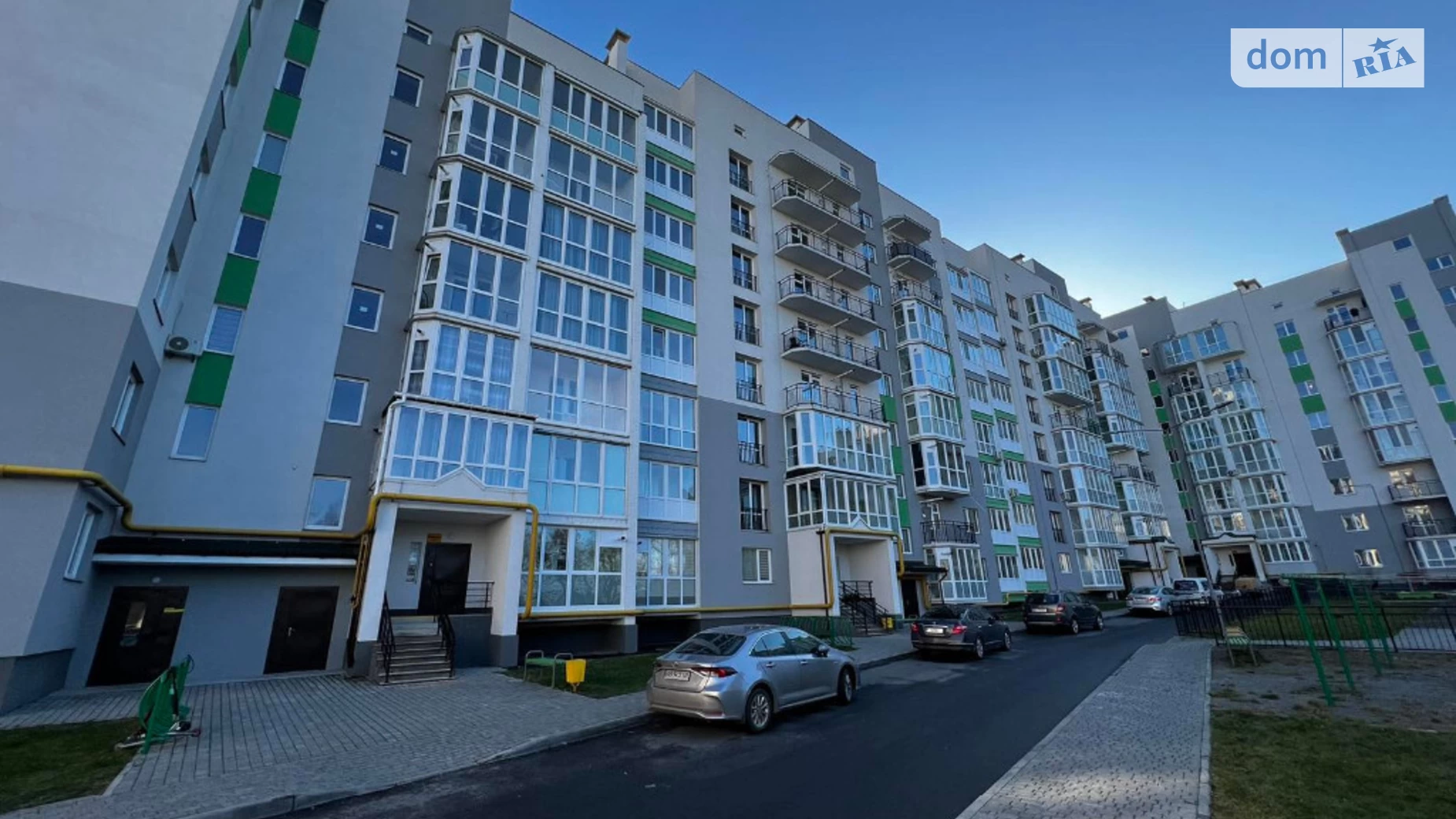 Продается 3-комнатная квартира 1001 кв. м в Виннице, ул. Николаевская