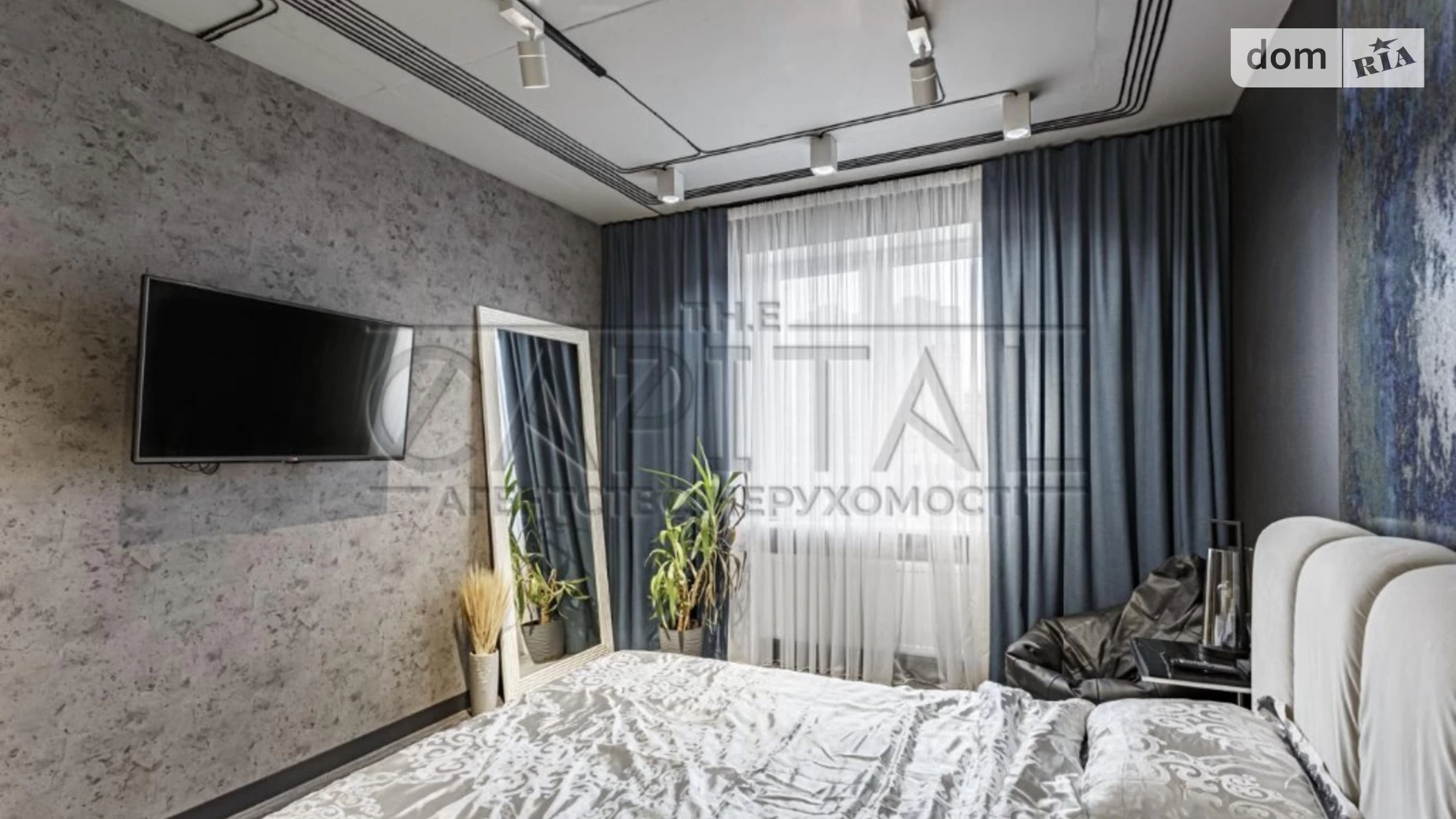Продается 2-комнатная квартира 60 кв. м в Киеве, вулиця Чорновола, 27
