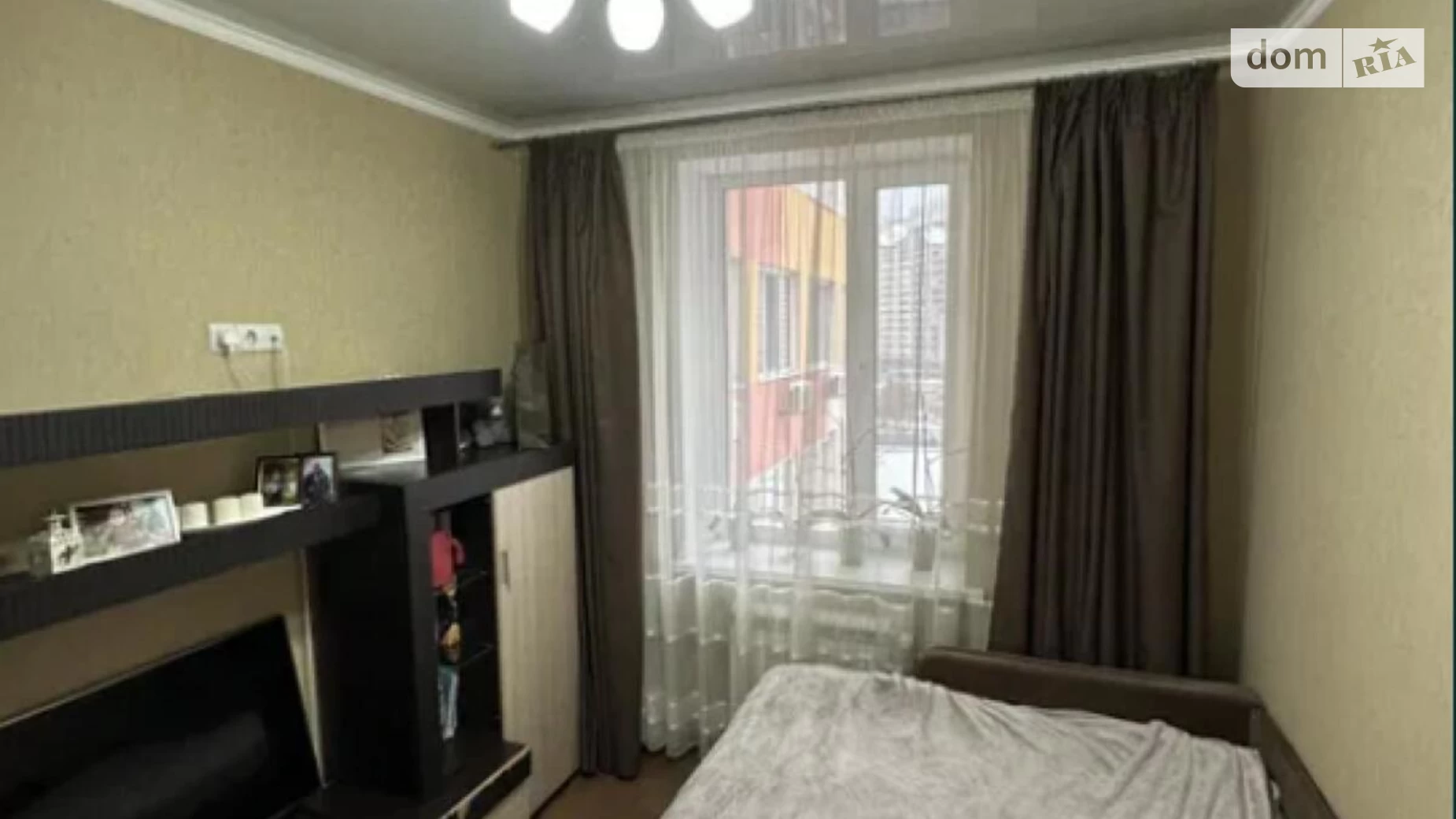 Продается 2-комнатная квартира 60 кв. м в Одессе, ул. Михаила Грушевского, 39