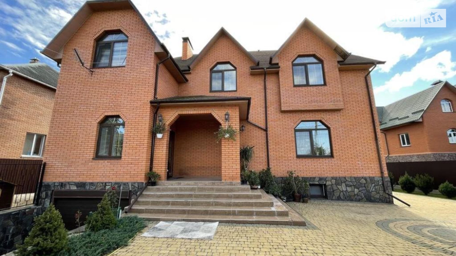 Продается дом на 3 этажа 360 кв. м с террасой, цена: 349000 $ - фото 5