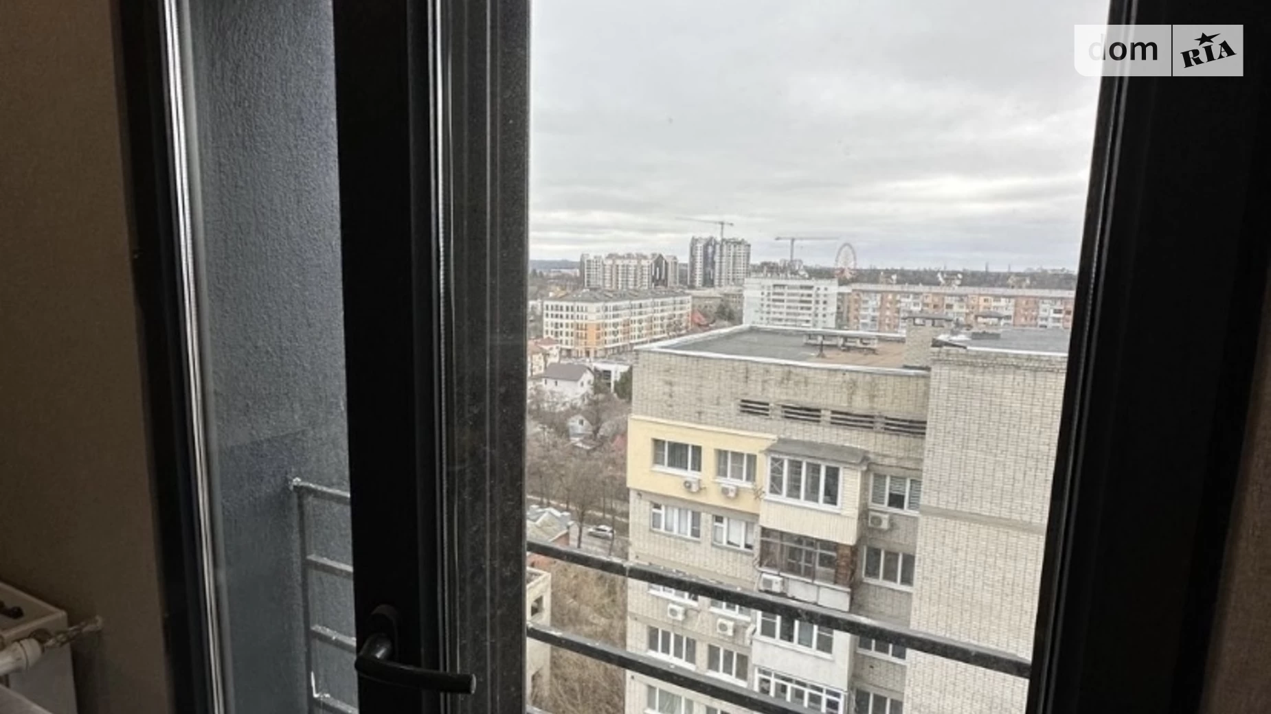 Продается 2-комнатная квартира 52 кв. м в Харькове, ул. Професора Отамановского(Коломенская), 4