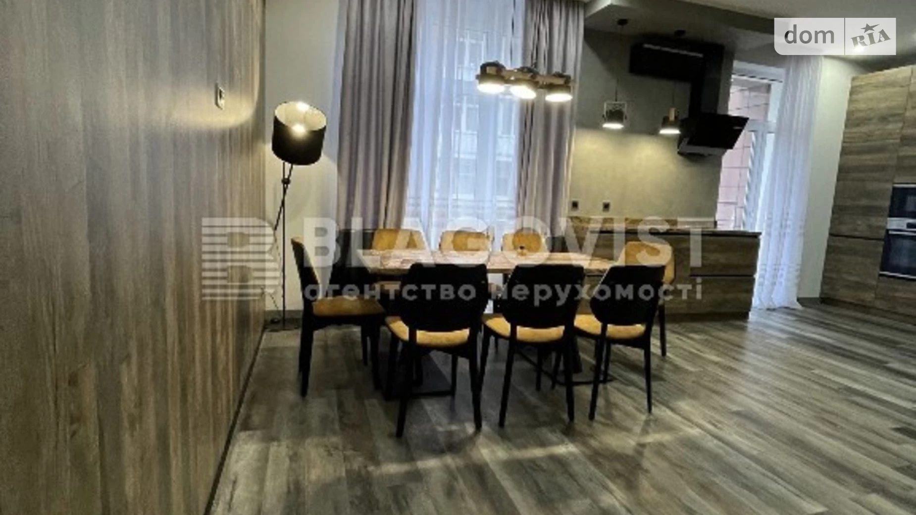 Продается 2-комнатная квартира 123 кв. м в Киеве, ул. Саперное Поле, 12