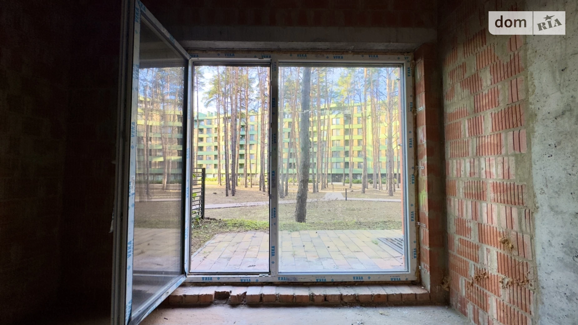 Продается 2-комнатная квартира 81 кв. м в Гостомеле - фото 3