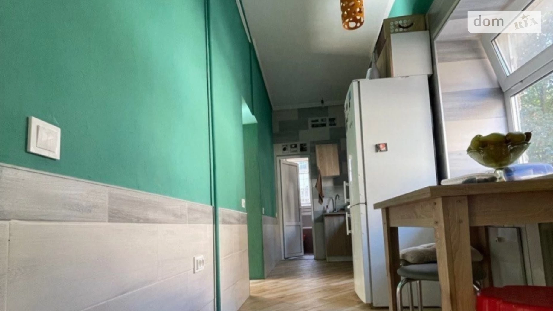 Продається 2-кімнатна квартира 48 кв. м у Одесі, вул. Новосельського