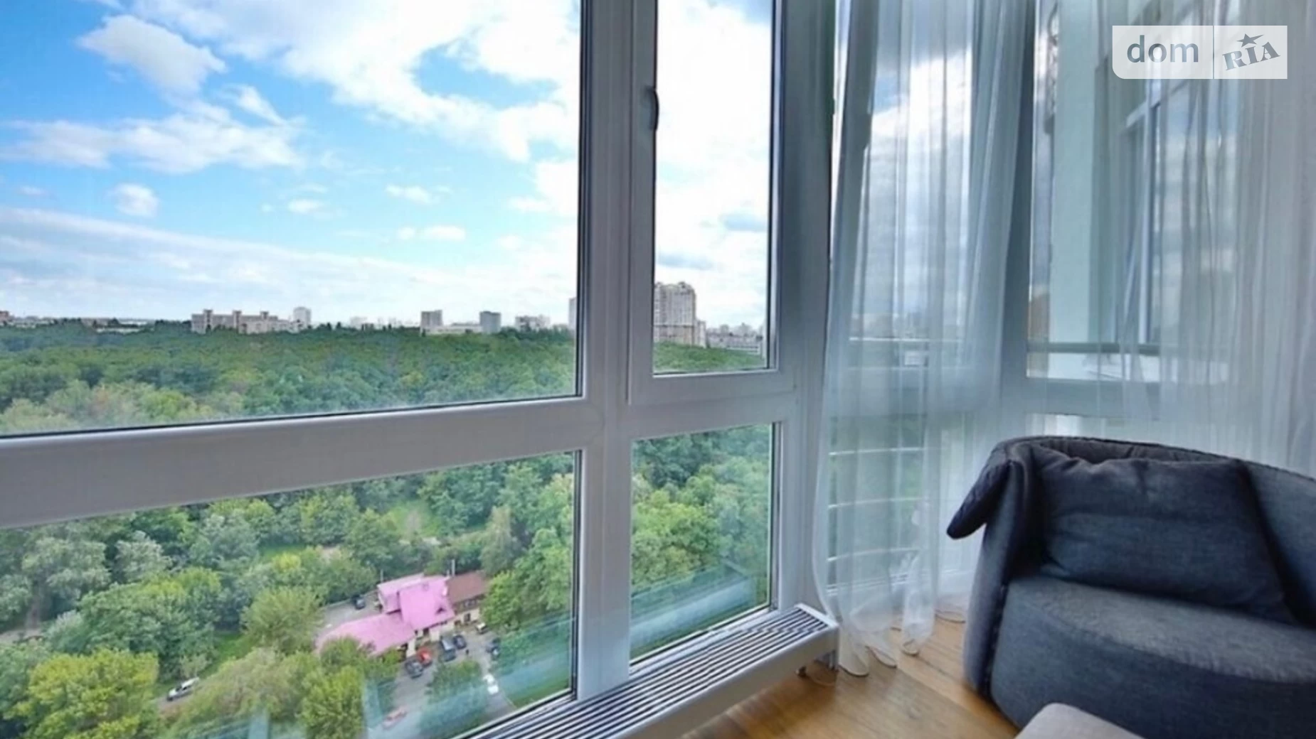 Продается 1-комнатная квартира 59 кв. м в Киеве, ул. Генерала Шаповала(Механизаторов)