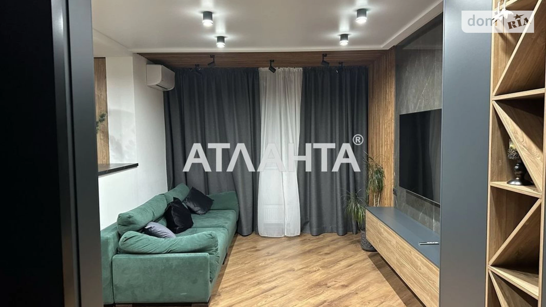 Продается 3-комнатная квартира 113 кв. м в Крыжановка, ул. Академика Сахарова, 9А