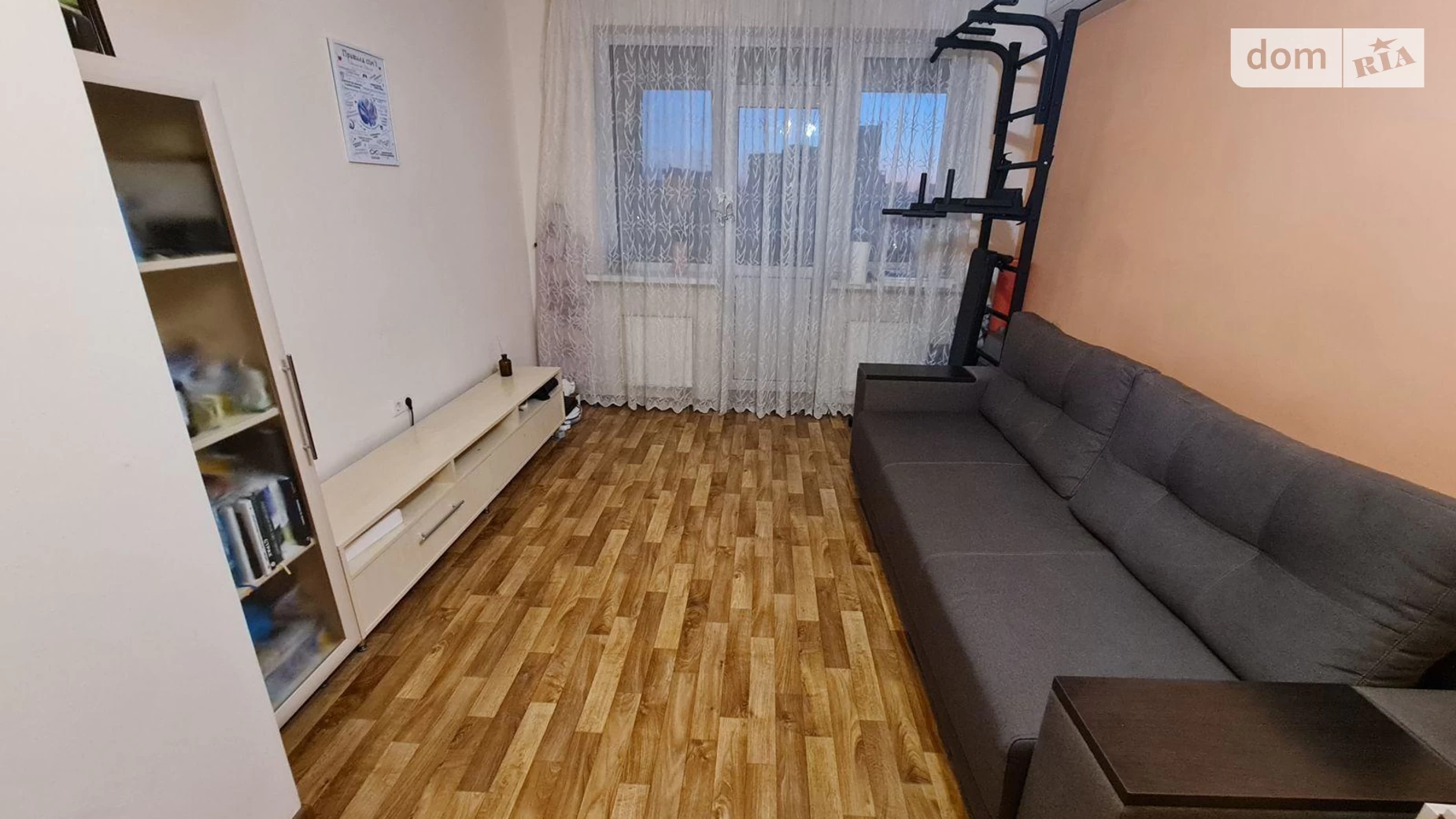 Продается 1-комнатная квартира 41 кв. м в Киеве, ул. Борщаговская, 152А