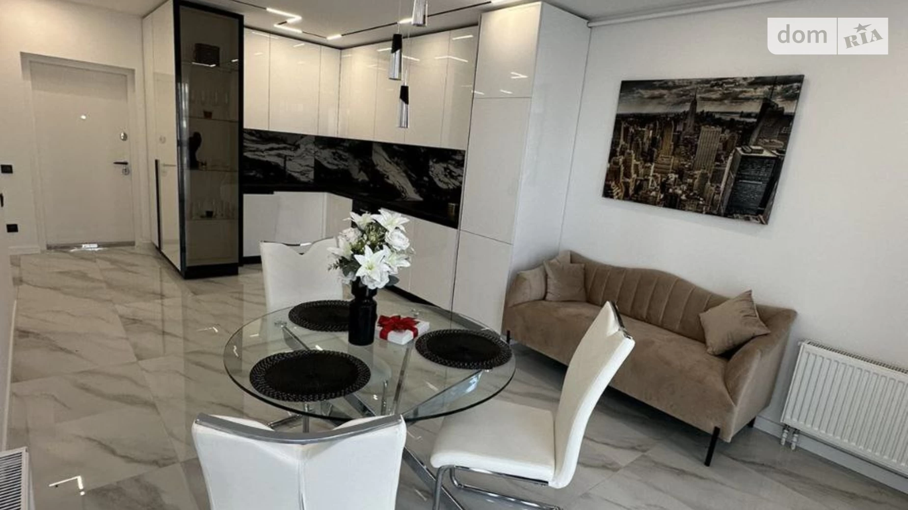 Продается 1-комнатная квартира 47.7 кв. м в, цена: 113000 $ - фото 3