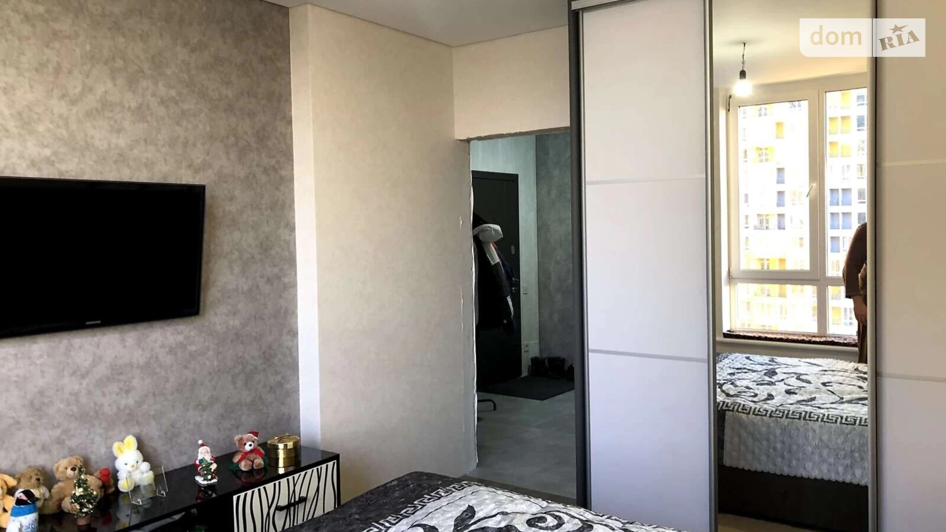 Продается 2-комнатная квартира 70 кв. м в Киеве, ул. Петра Радченко - фото 2