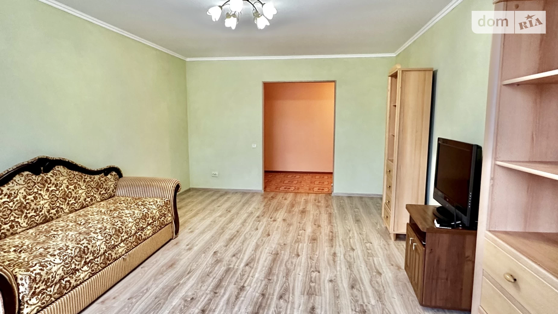 2-комнатная квартира 76 кв. м в Тернополе, ул. Бережанская, 10 - фото 4