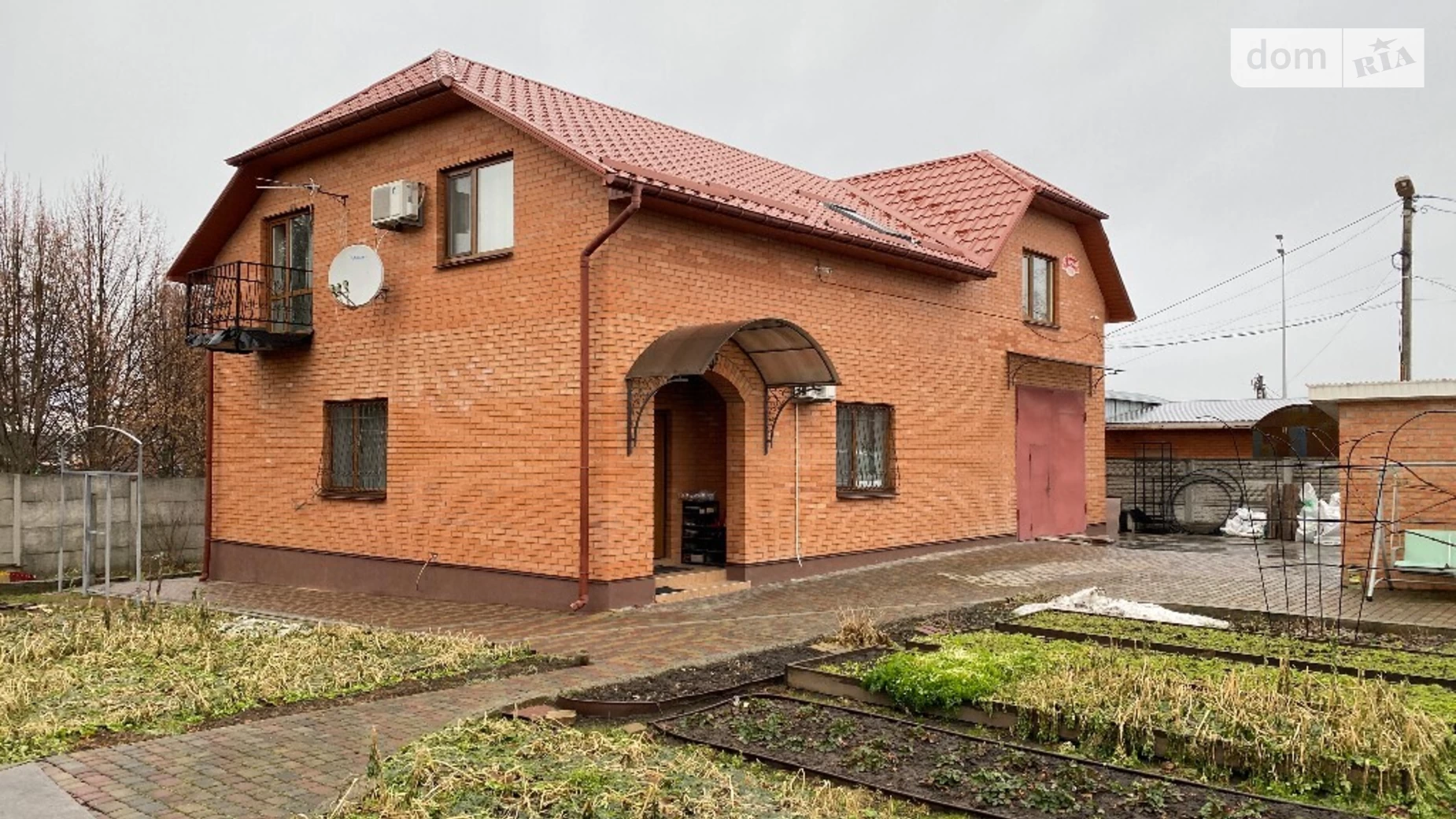 Продается дом на 2 этажа 249 кв. м с балконом, цена: 150000 $ - фото 3