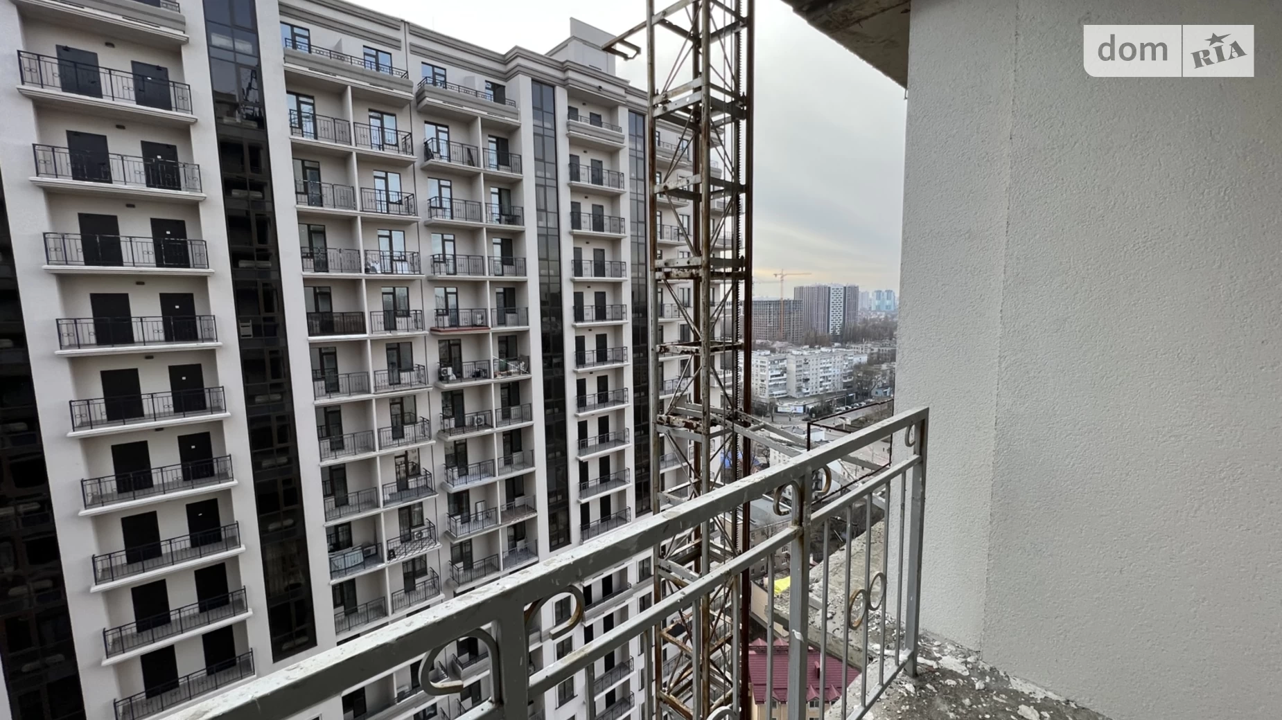 Продается 1-комнатная квартира 27.67 кв. м в Одессе, Фонтанская дор. - фото 3