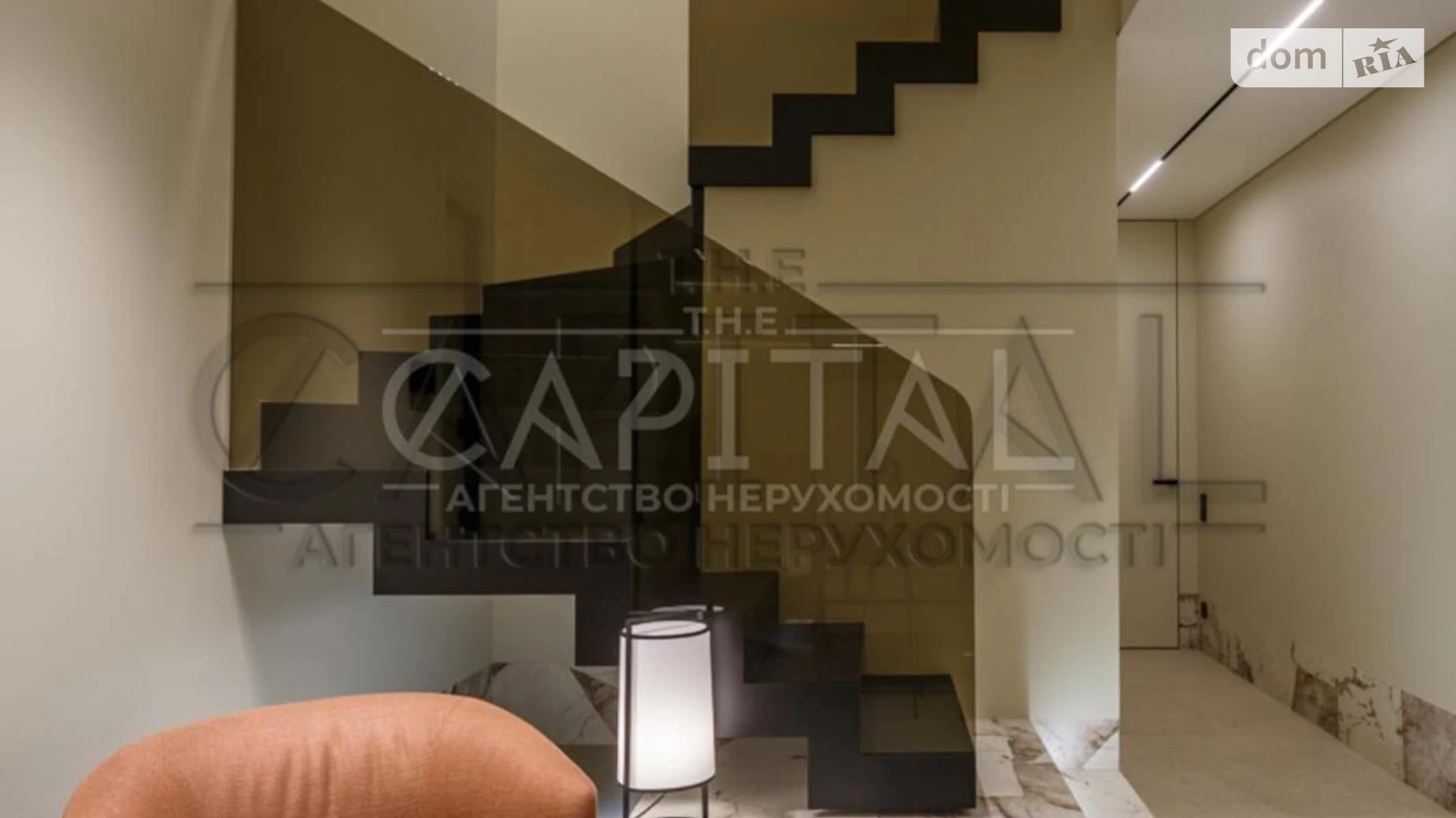 Продается 4-комнатная квартира 200 кв. м в Киеве, ул. Саперное Поле
