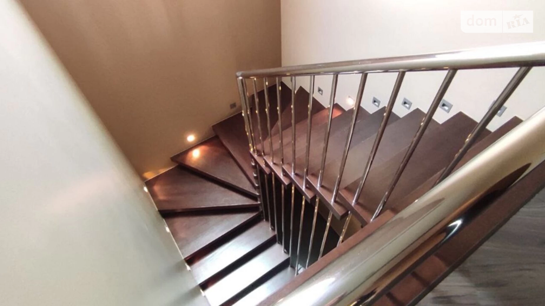 Продається будинок 2 поверховий 320 кв. м с басейном, цена: 370000 $ - фото 2