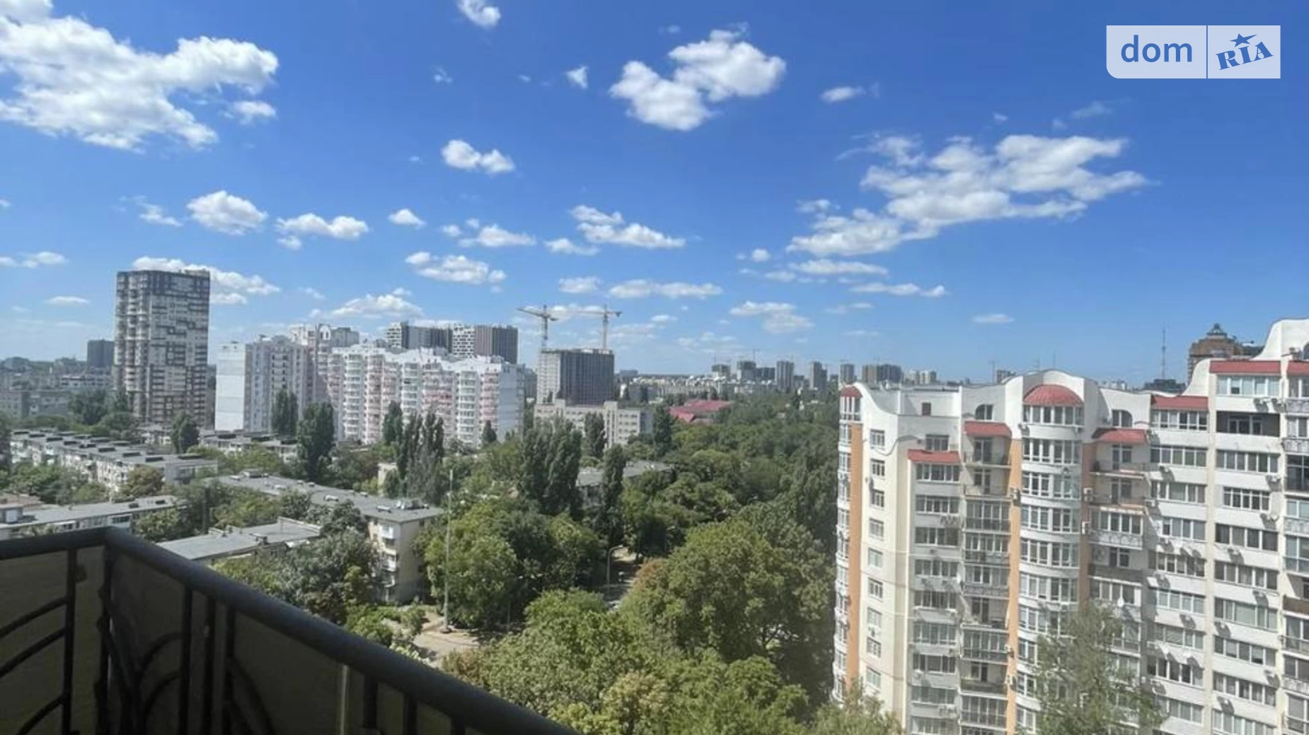 Продается 1-комнатная квартира 75 кв. м в Одессе, Фонтанская дор., 49/1 - фото 4