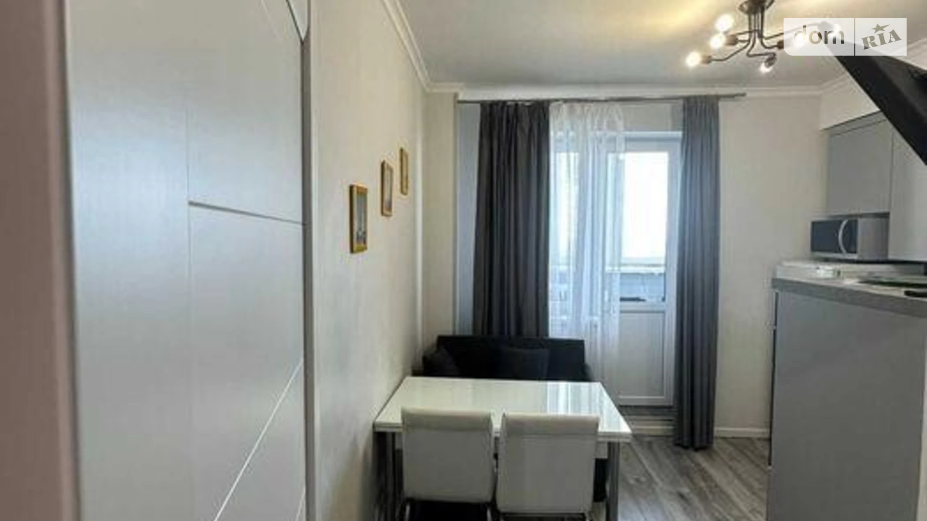 Продается 2-комнатная квартира 62 кв. м в Киеве, пер. Моторный, 9А