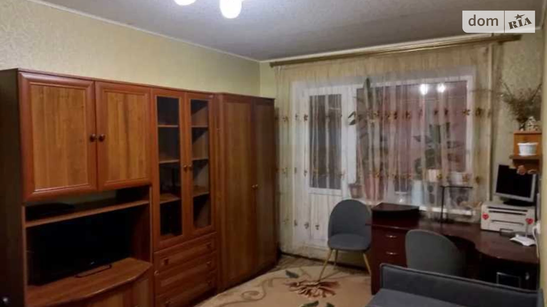 Продається 1-кімнатна квартира 35 кв. м у Полтаві, вул. Коцюбинського