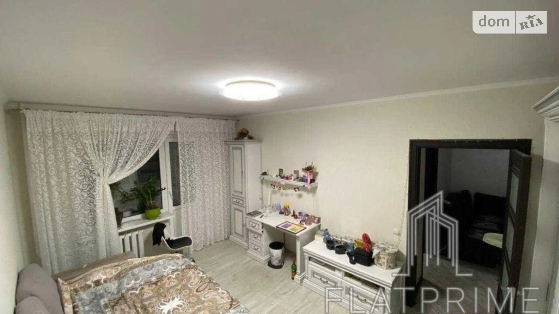 Продается 3-комнатная квартира 93 кв. м в Киеве, ул. Левка Лукьяненко, 15Г