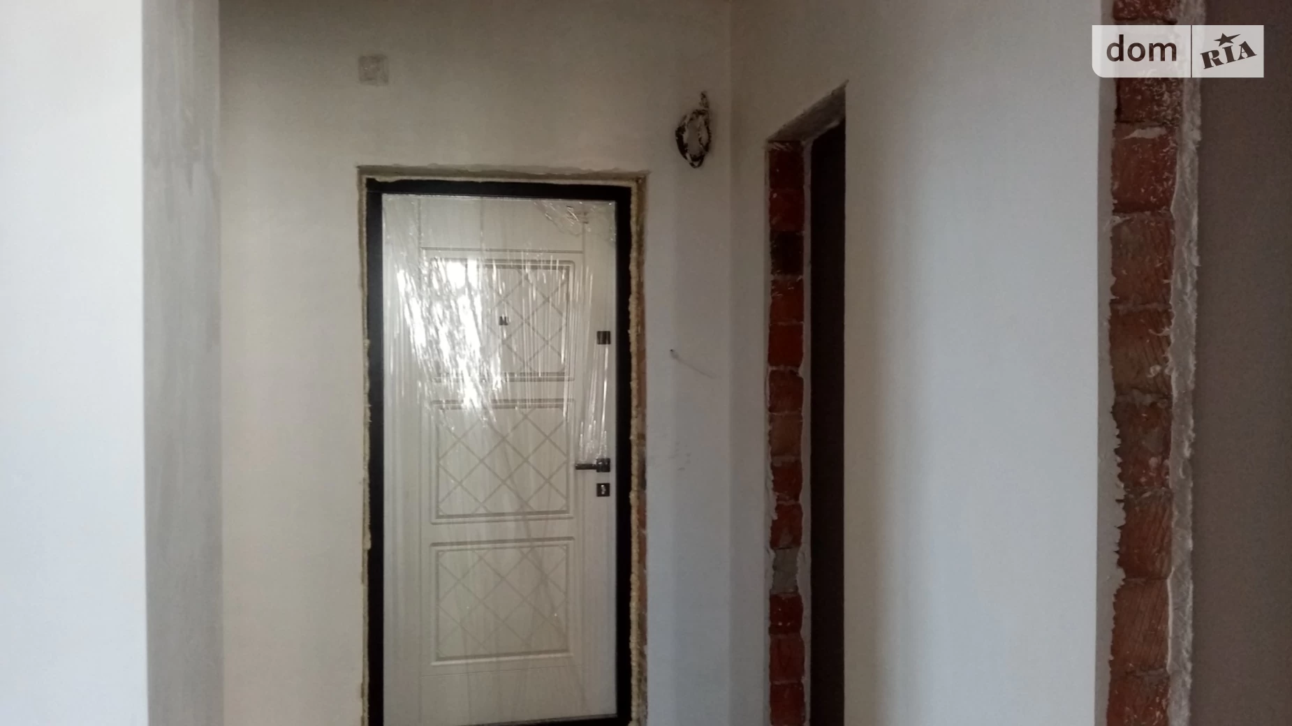 Продается 2-комнатная квартира 54.5 кв. м в Ивано-Франковске, ул. Независимости (Горького) - фото 2