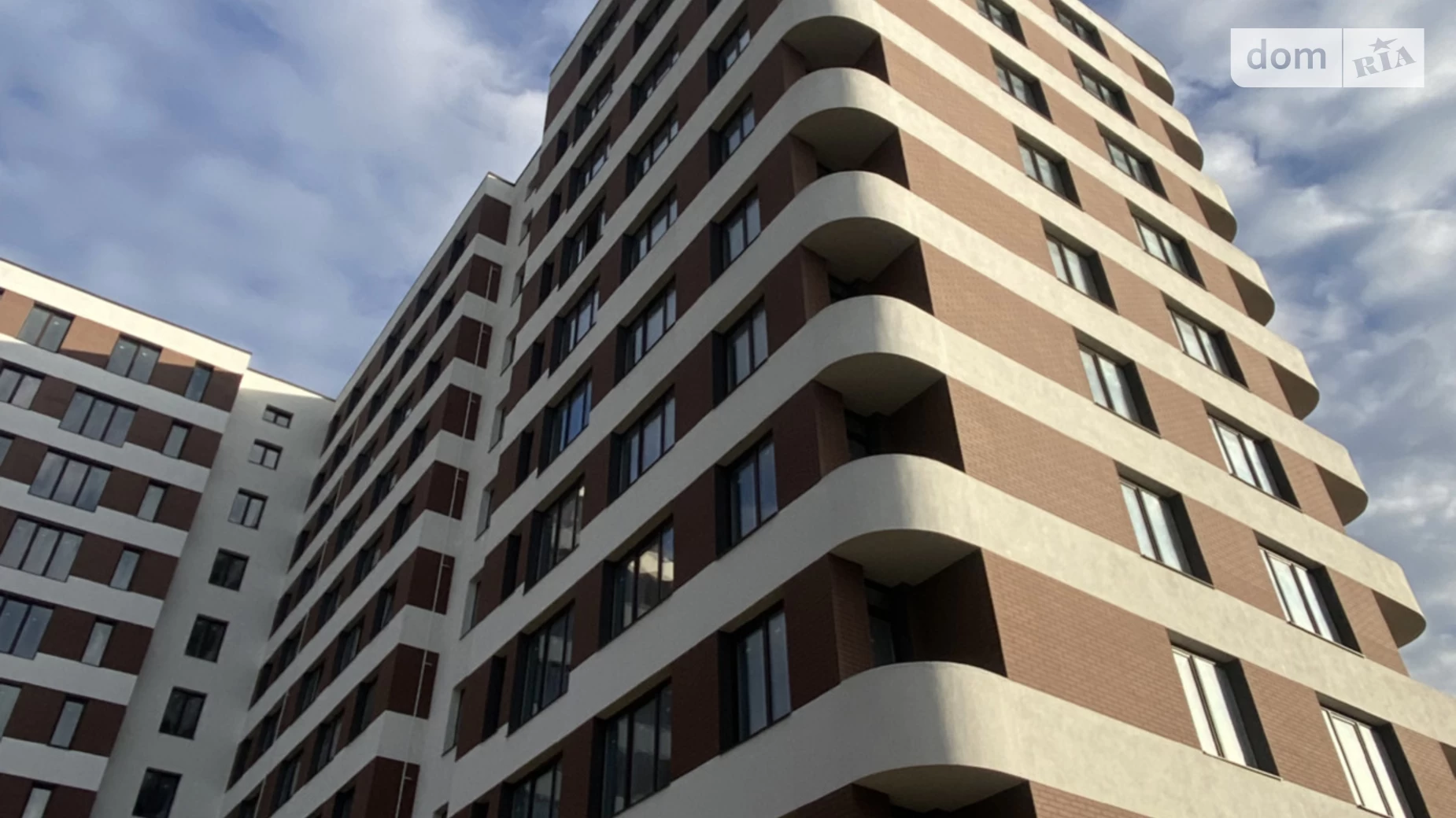 Продается 2-комнатная квартира 54.5 кв. м в Ивано-Франковске, ул. Независимости (Горького) - фото 3