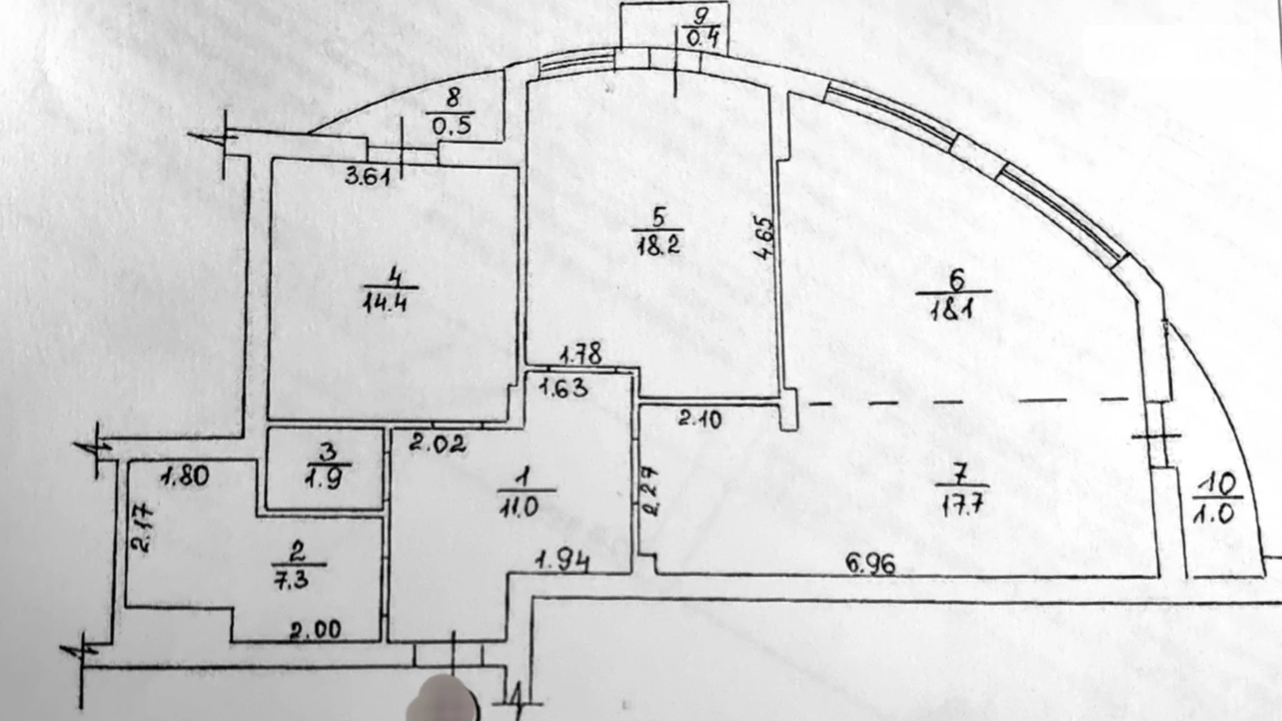 Продается 3-комнатная квартира 91 кв. м в Ужгороде, наб. Славянская, 25