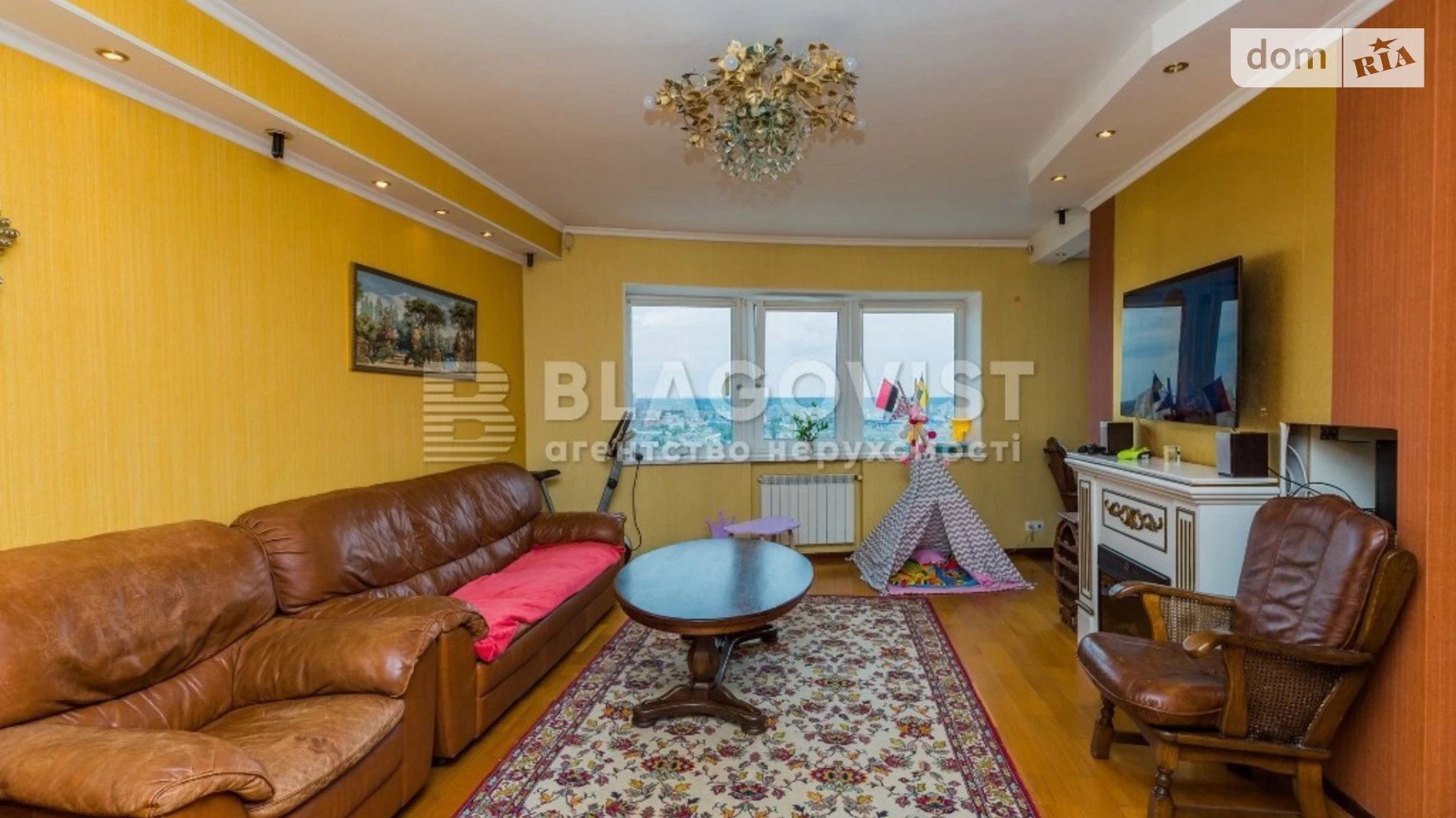 Продается 2-комнатная квартира 97 кв. м в Киеве, бул. Верховного Совета, 14Б