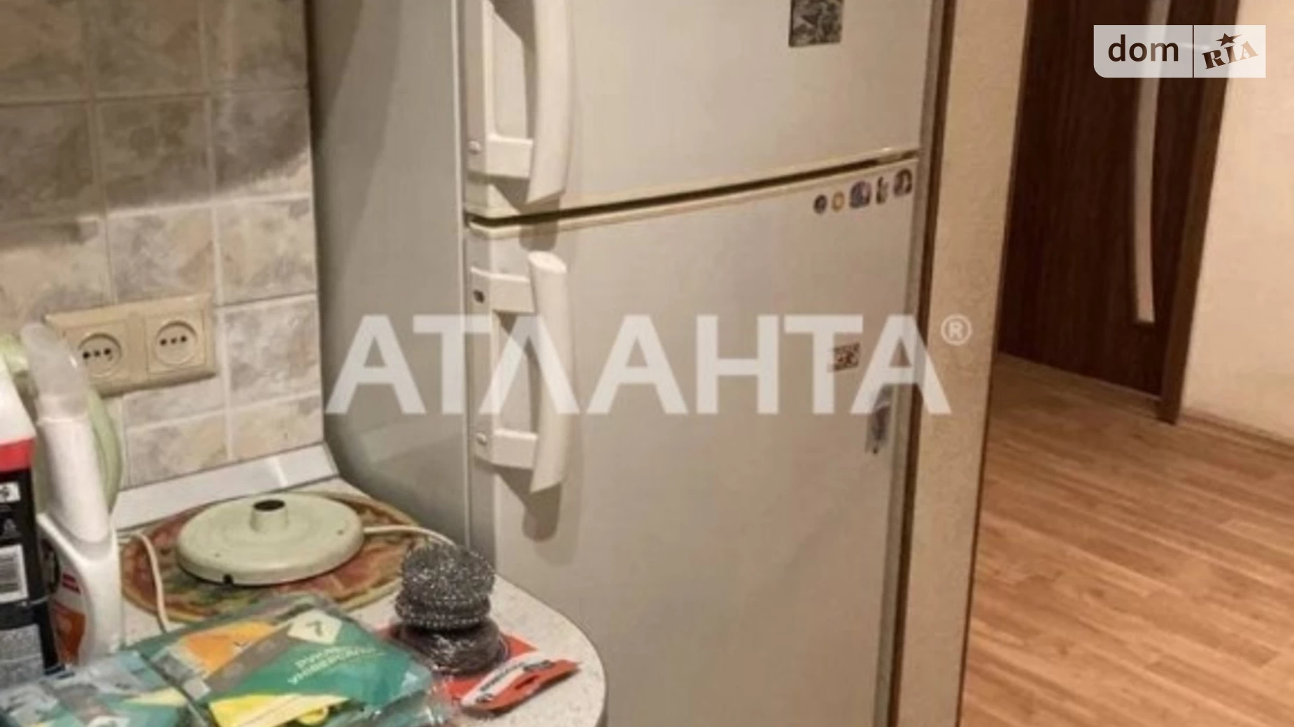 Продается 2-комнатная квартира 42.4 кв. м в Одессе, ул. Академика Филатова